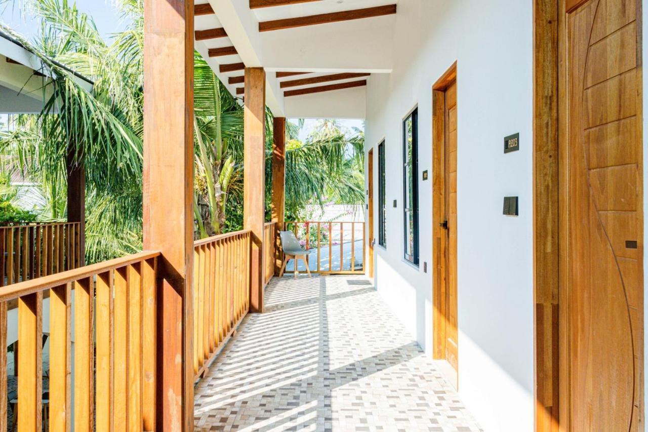 Ahiva Village Fulhadhoo Bagian luar foto